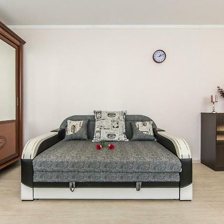 קייב Super View, Luxury Apartment Near Chernihiv Metro. מראה חיצוני תמונה