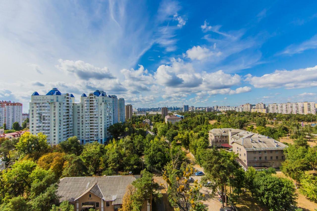 קייב Super View, Luxury Apartment Near Chernihiv Metro. מראה חיצוני תמונה