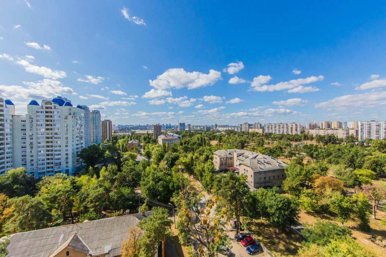 קייב Super View, Luxury Apartment Near Chernihiv Metro. מראה חיצוני תמונה